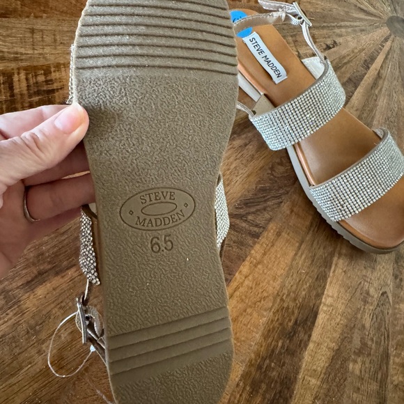 NEW Steve Madden Rhinestone Embellished Sandals Adjustable Women’s Sz 6.5 - Picture 4 of 5
